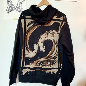 HAND PAINTED BLEACH WAVE HOODIE